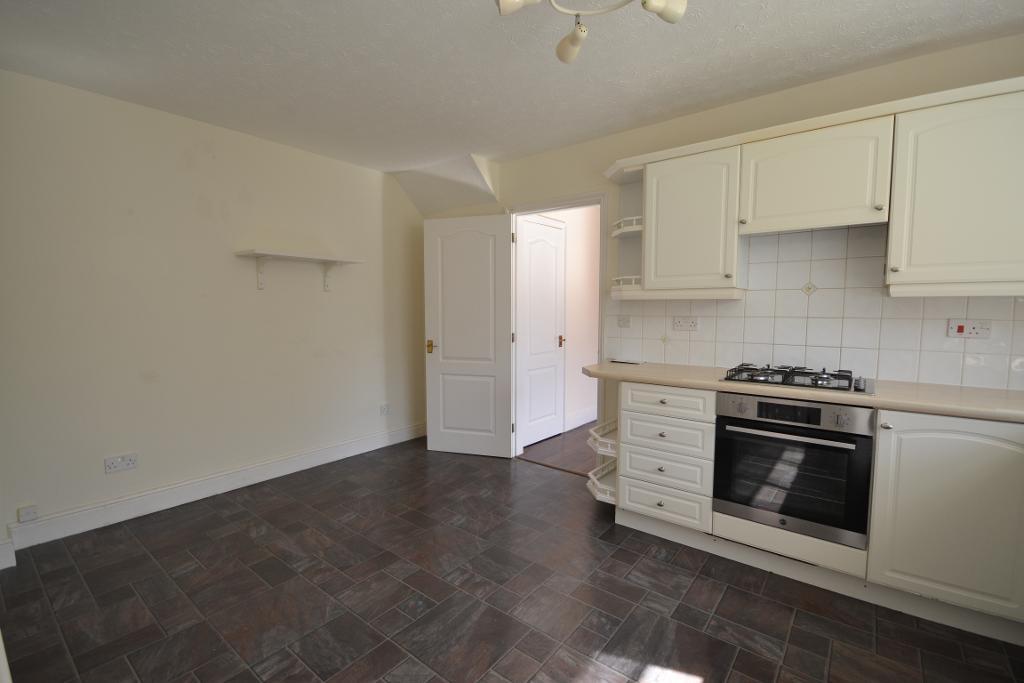 4 Bedroom Detached to Rent in Milton Keynes, MK4 3BU
