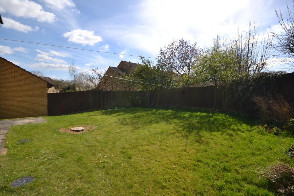 4 Bedroom Detached to Rent in Milton Keynes, MK4 3BU