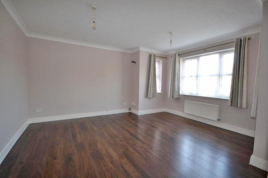 4 Bedroom Detached to Rent in Milton Keynes, MK4 3BU