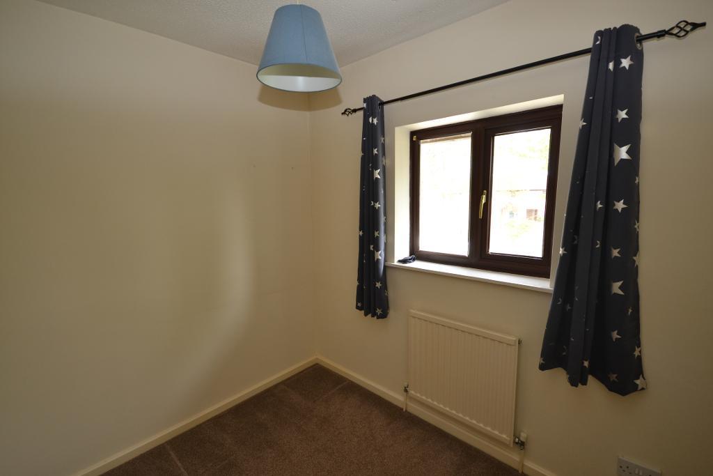 3 Bedroom Semi-Detached to Rent in Milton Keynes, MK8 9DX