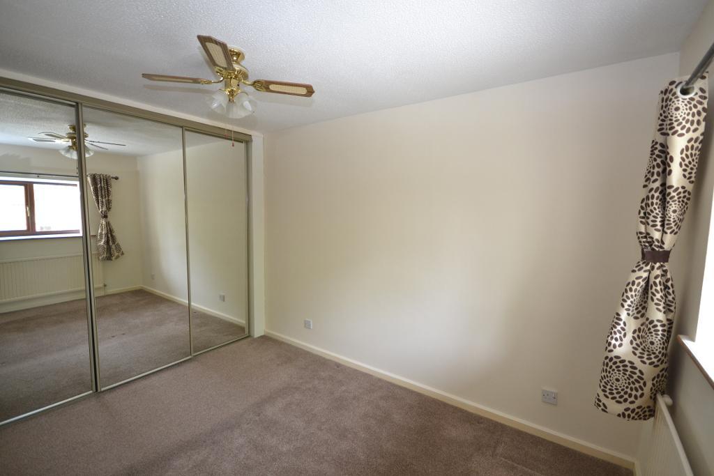 3 Bedroom Semi-Detached to Rent in Milton Keynes, MK8 9DX
