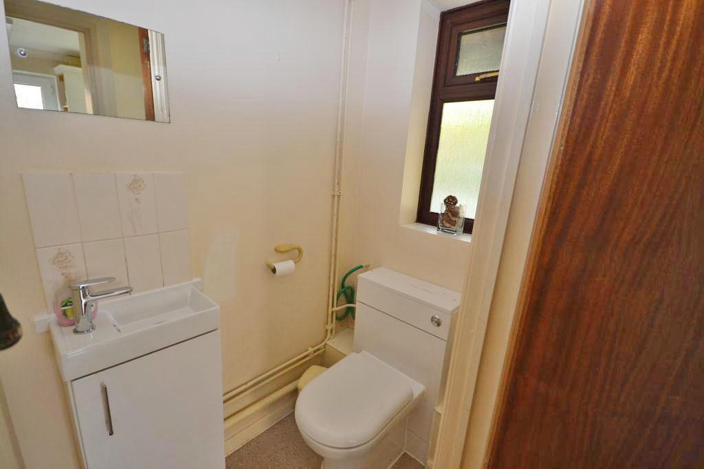 3 Bedroom Semi-Detached to Rent in Milton Keynes, MK8 9DX