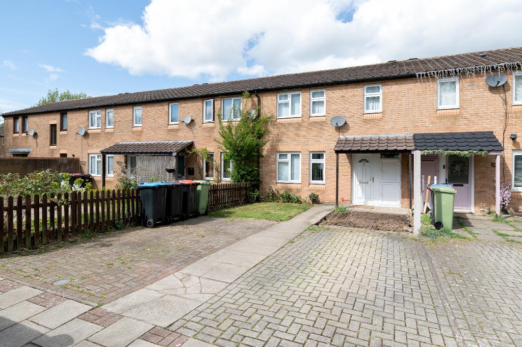3 Bedroom Terraced for Sale in Milton Keynes, MK14 7PY