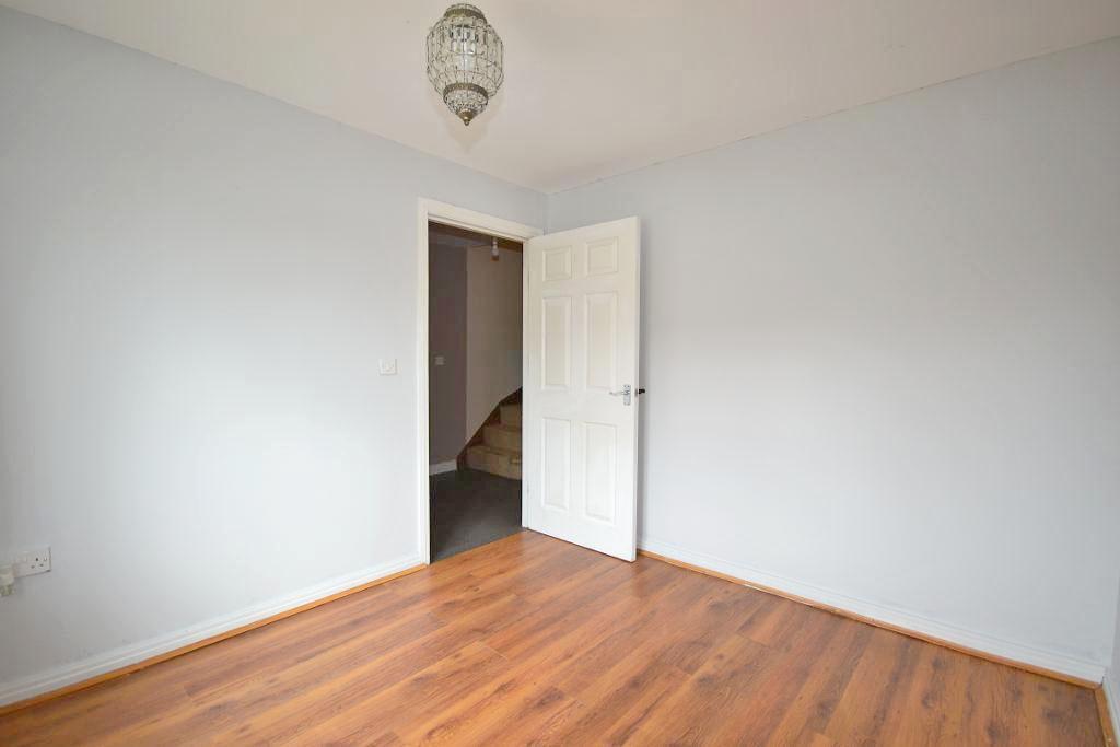 4 Bedroom Terraced for Sale in Milton Keynes, MK4 4HQ