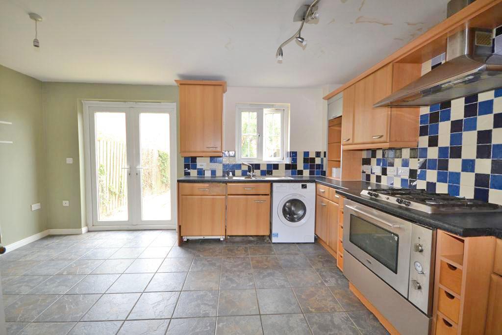 4 Bedroom Terraced for Sale in Milton Keynes, MK4 4HQ