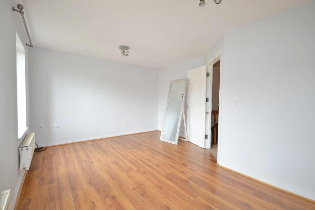 4 Bedroom Terraced for Sale in Milton Keynes, MK4 4HQ