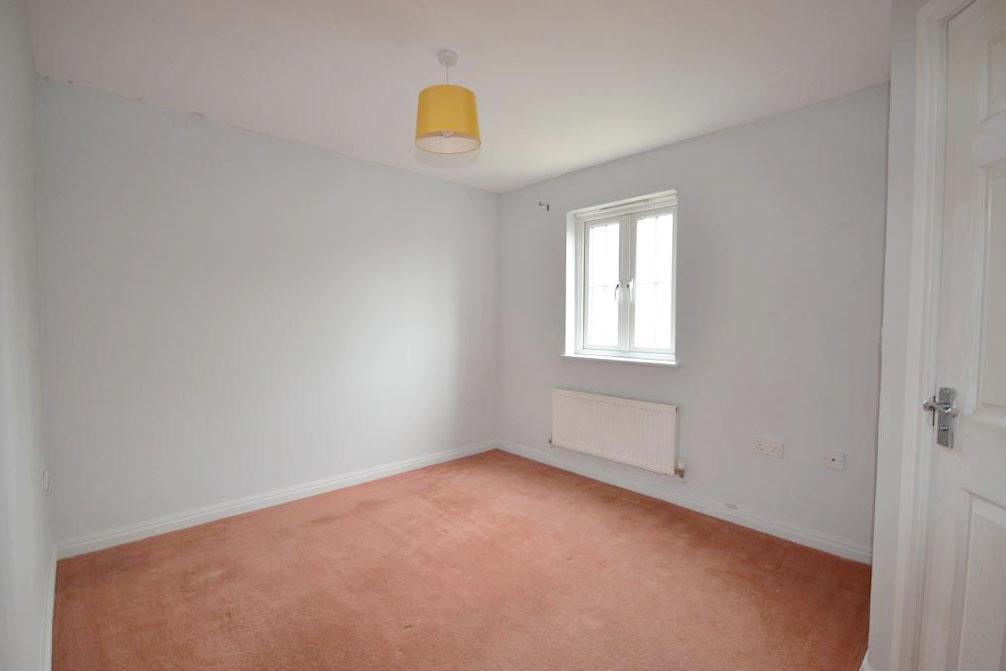 4 Bedroom Terraced for Sale in Milton Keynes, MK4 4HQ