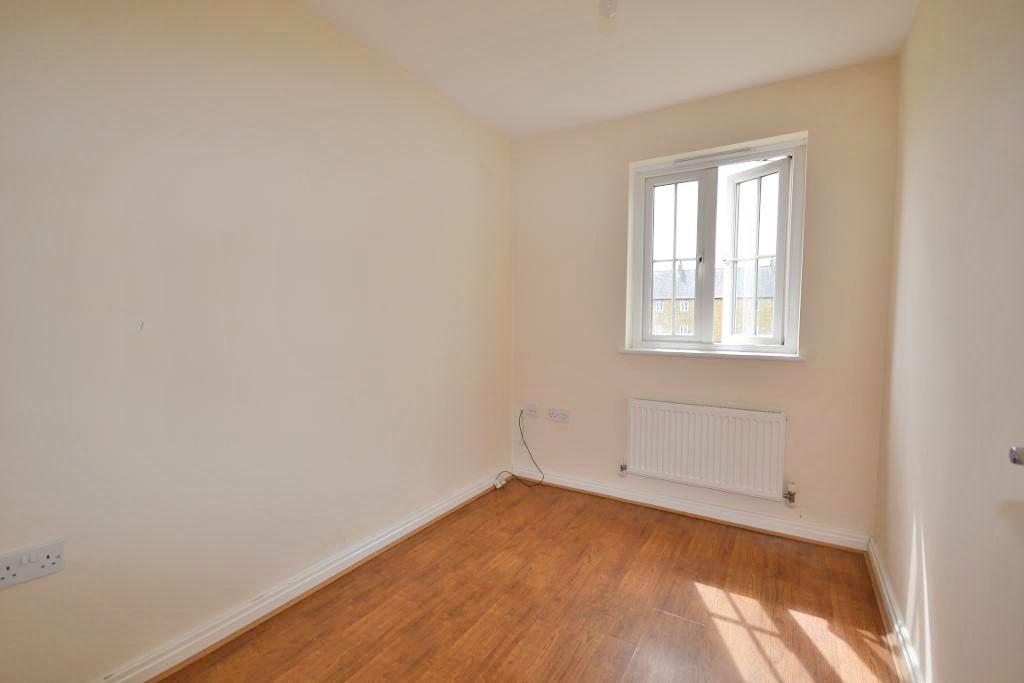 4 Bedroom Terraced for Sale in Milton Keynes, MK4 4HQ