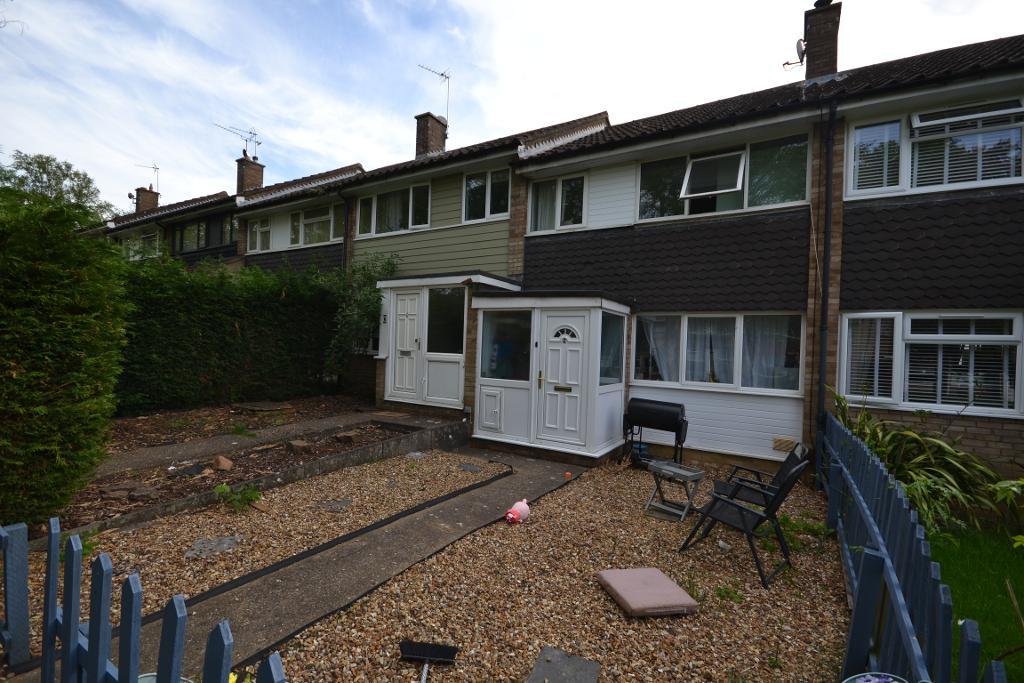 3 Bedroom Detached for Sale in Milton Keynes, MK3 7PW