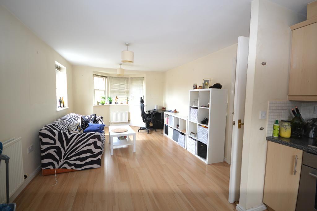 2 Bedroom Apartment to Rent in Milton Keynes, MK10 9PB