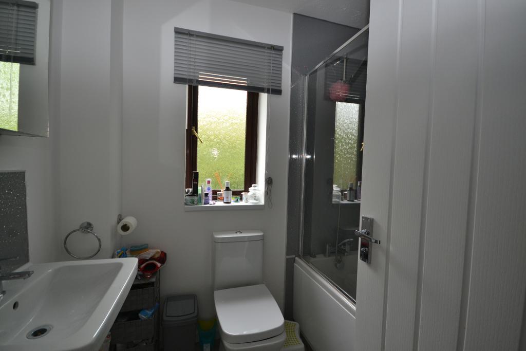 3 Bedroom End Terraced for Sale in Milton Keynes, MK3 7UB