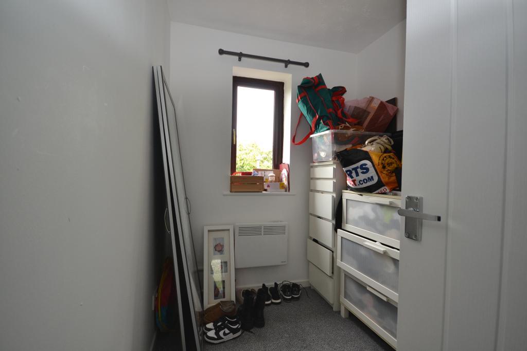 3 Bedroom End Terraced for Sale in Milton Keynes, MK3 7UB