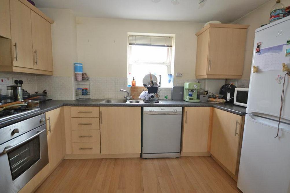 2 Bedroom Apartment to Rent in Milton Keynes, MK10 9PB