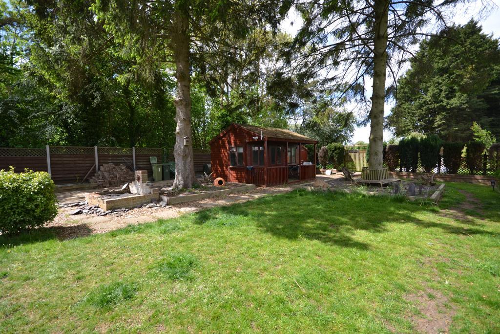4 Bedroom Detached to Rent in Wavendon, MK17 8AR