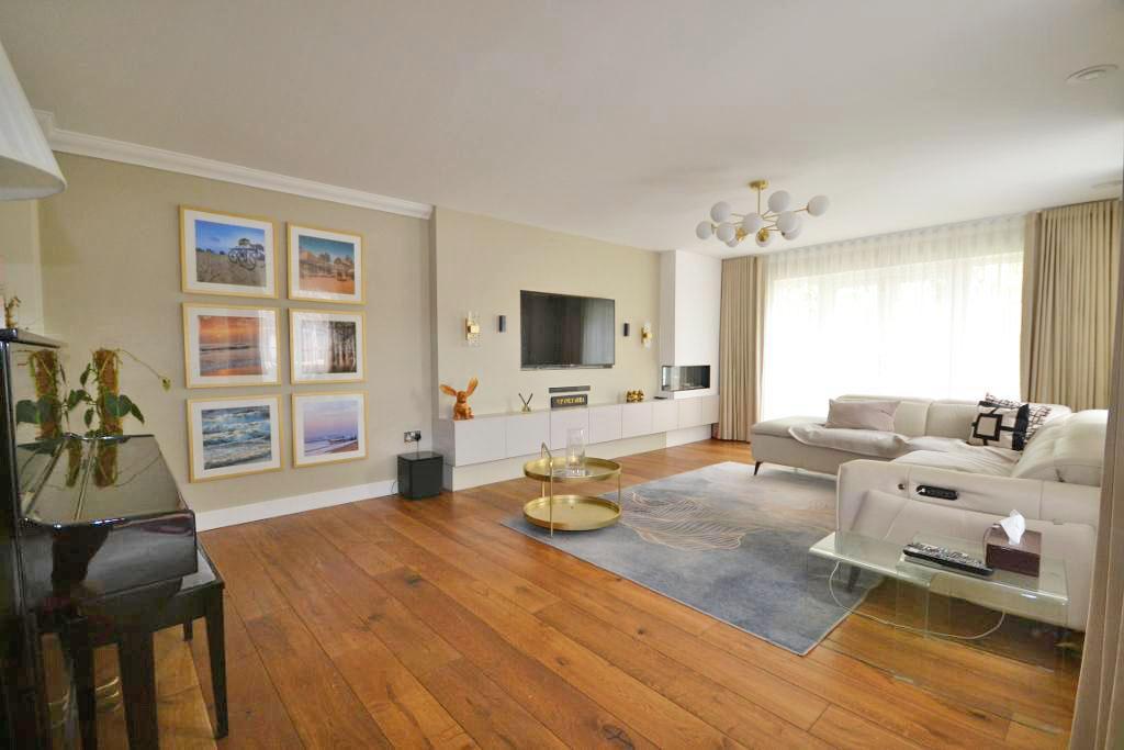 4 Bedroom Detached to Rent in Wavendon, MK17 8AR