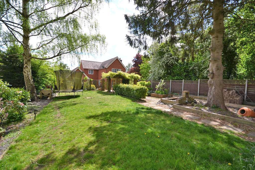 4 Bedroom Detached to Rent in Wavendon, MK17 8AR