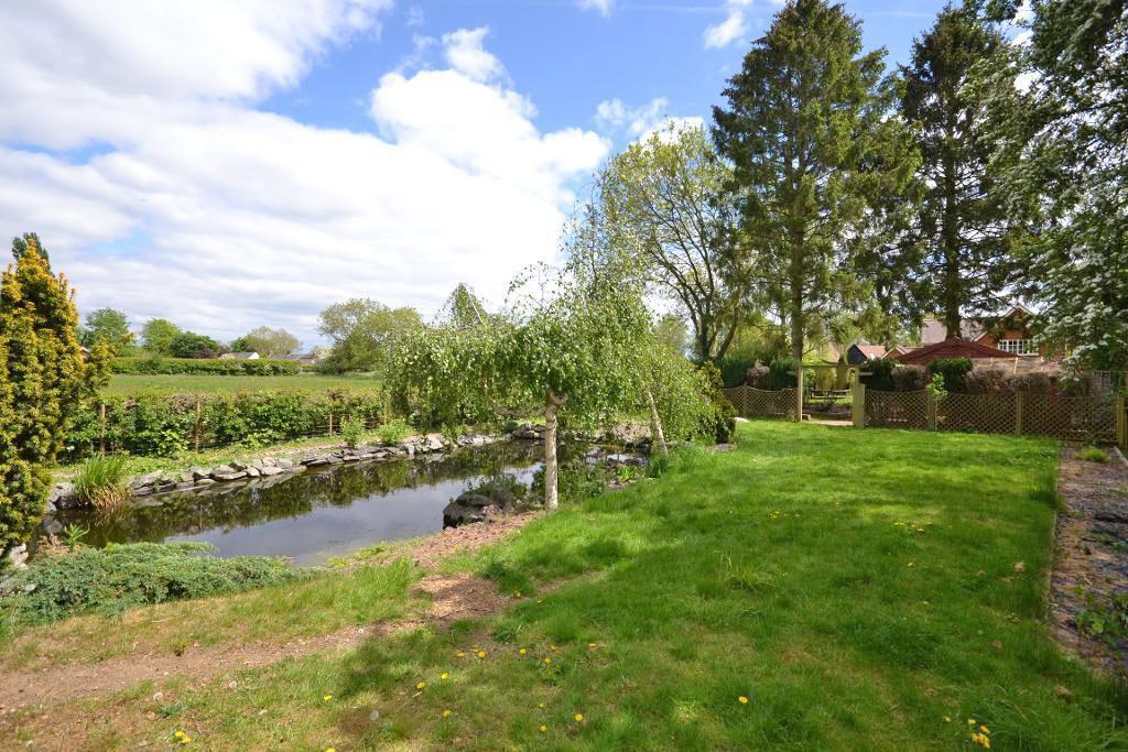 4 Bedroom Detached to Rent in Wavendon, MK17 8AR