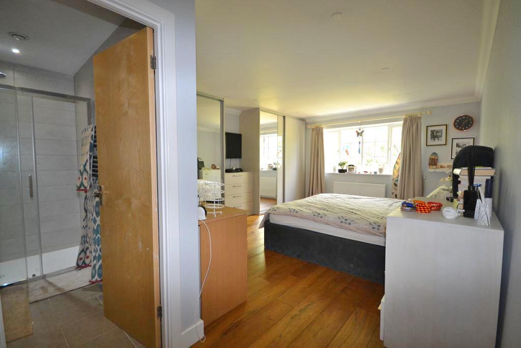 4 Bedroom Detached to Rent in Wavendon, MK17 8AR
