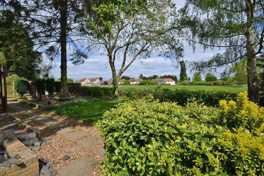 4 Bedroom Detached to Rent in Wavendon, MK17 8AR
