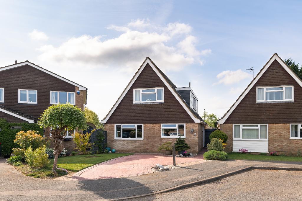 3 Bedroom Detached for Sale in Milton Keynes, MK3 7RQ