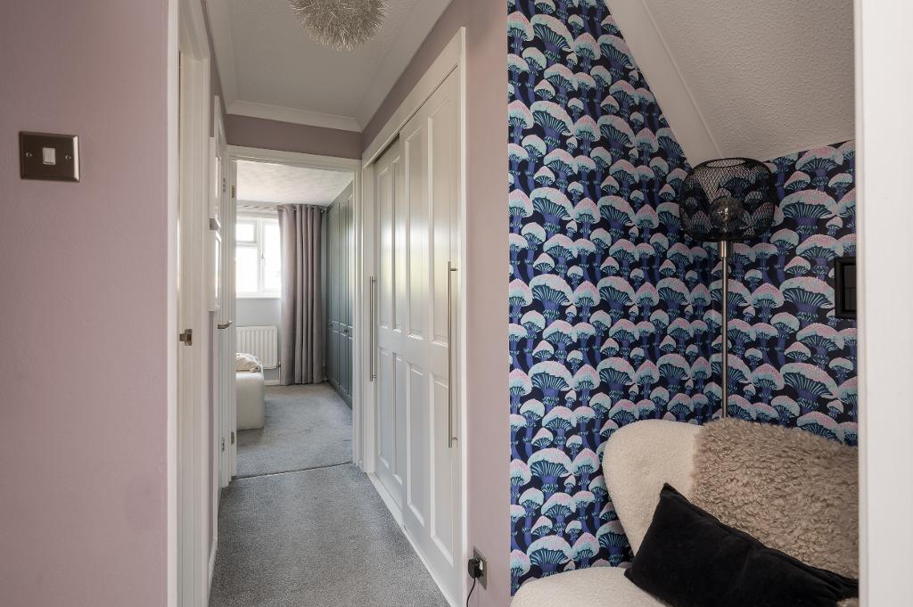 3 Bedroom Detached for Sale in Milton Keynes, MK3 7RQ