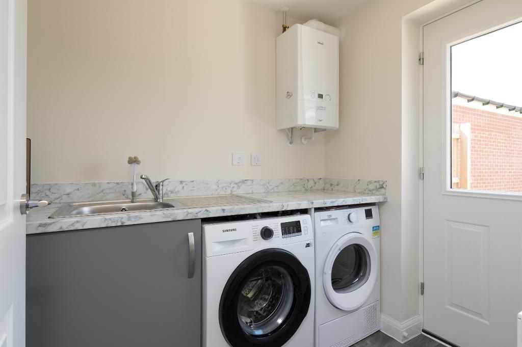 4 Bedroom Detached for Sale in Milton Keynes, MK17 9GR