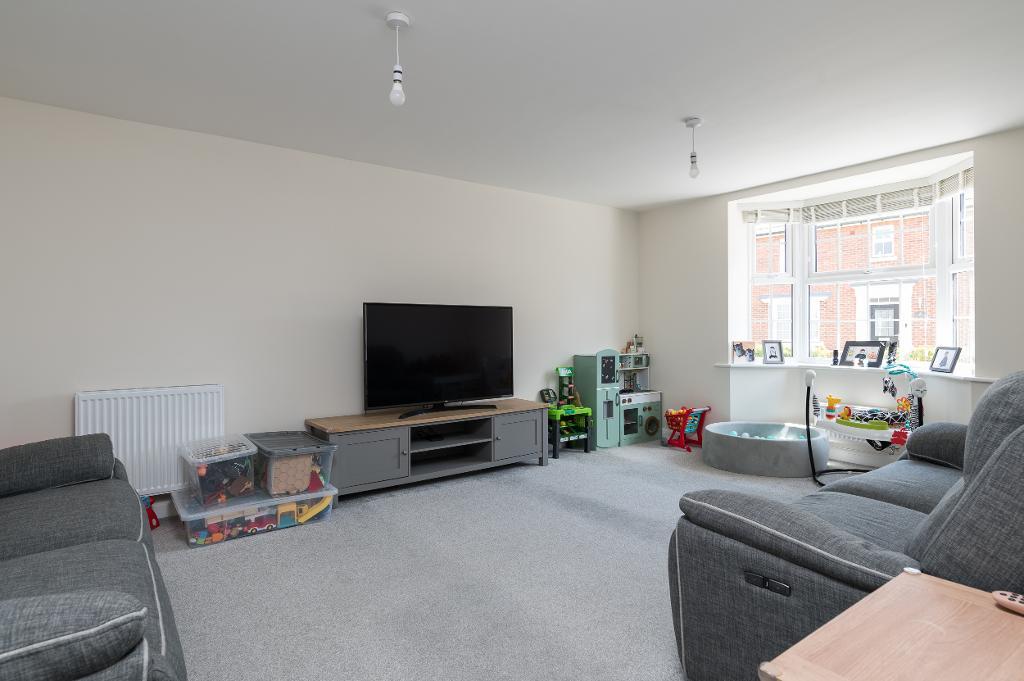 4 Bedroom Detached for Sale in Milton Keynes, MK17 9GR