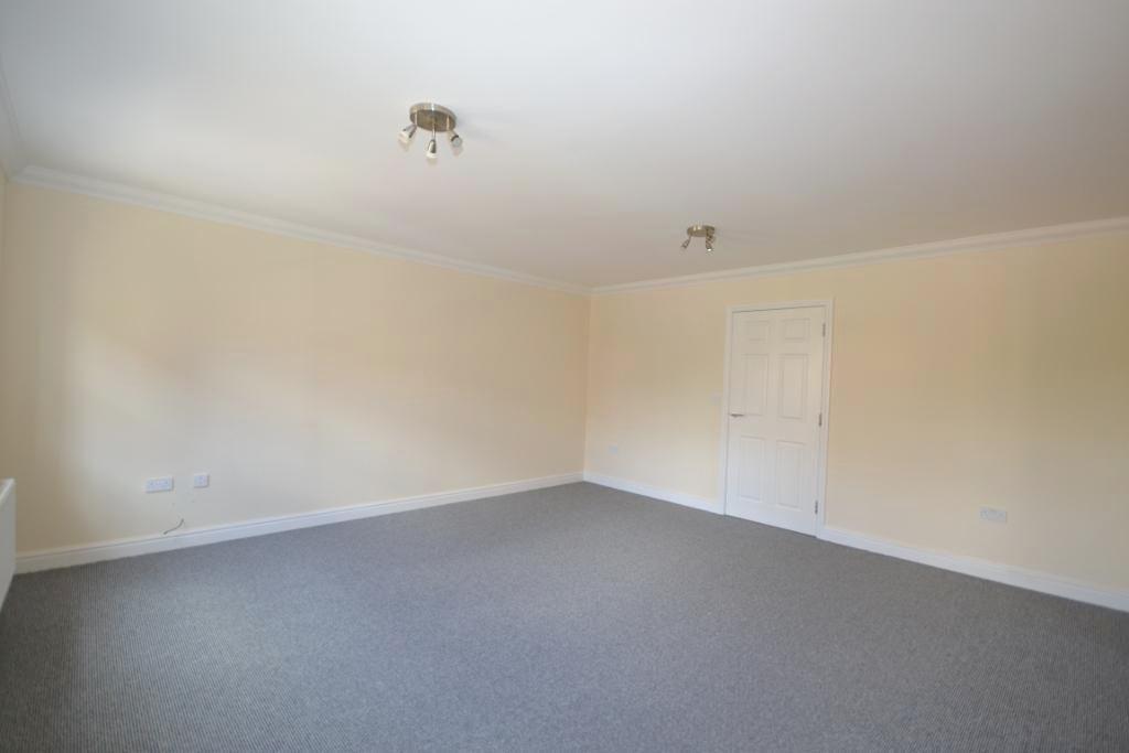 3 Bedroom Apartment for Sale in Milton Keynes, MK10 9PE