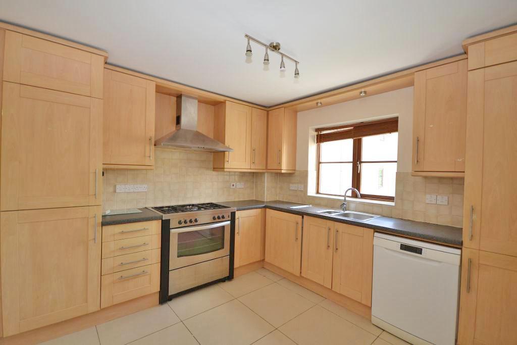 3 Bedroom Apartment for Sale in Milton Keynes, MK10 9PE
