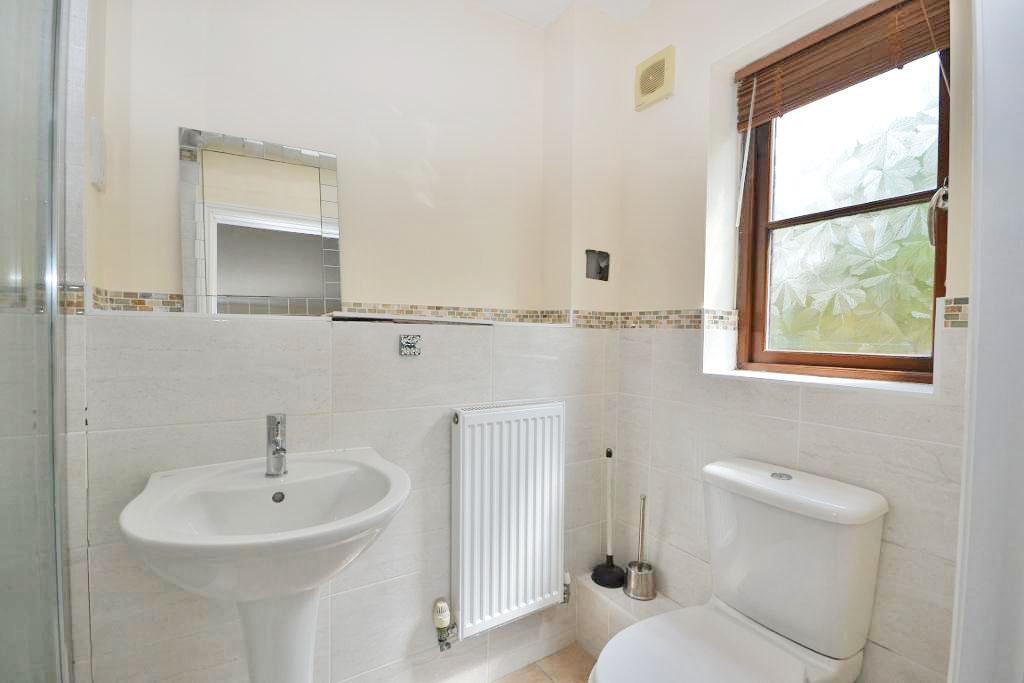 3 Bedroom Apartment for Sale in Milton Keynes, MK10 9PE