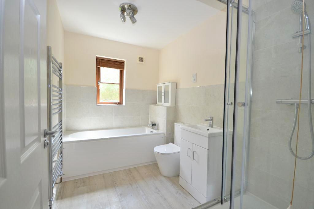 3 Bedroom Apartment for Sale in Milton Keynes, MK10 9PE