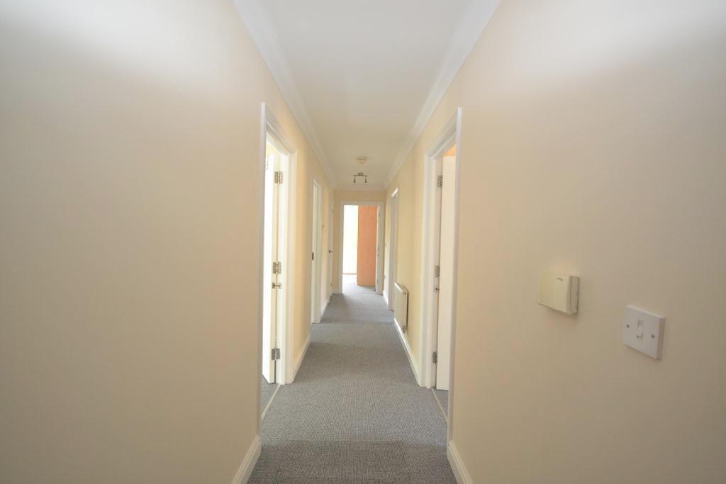 3 Bedroom Apartment for Sale in Milton Keynes, MK10 9PE