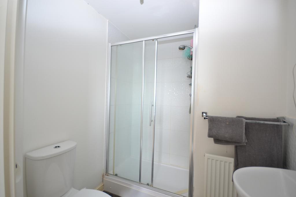 4 Bedroom Semi-Detached for Sale in Milton Keynes, MK10 7DD