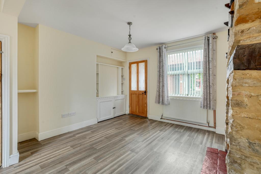 2 Bedroom Terraced for Sale in Milton Keynes, MK11 1JR