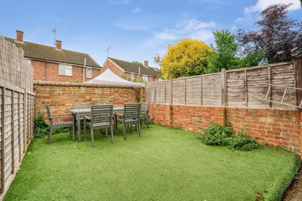 2 Bedroom Terraced for Sale in Milton Keynes, MK11 1JR