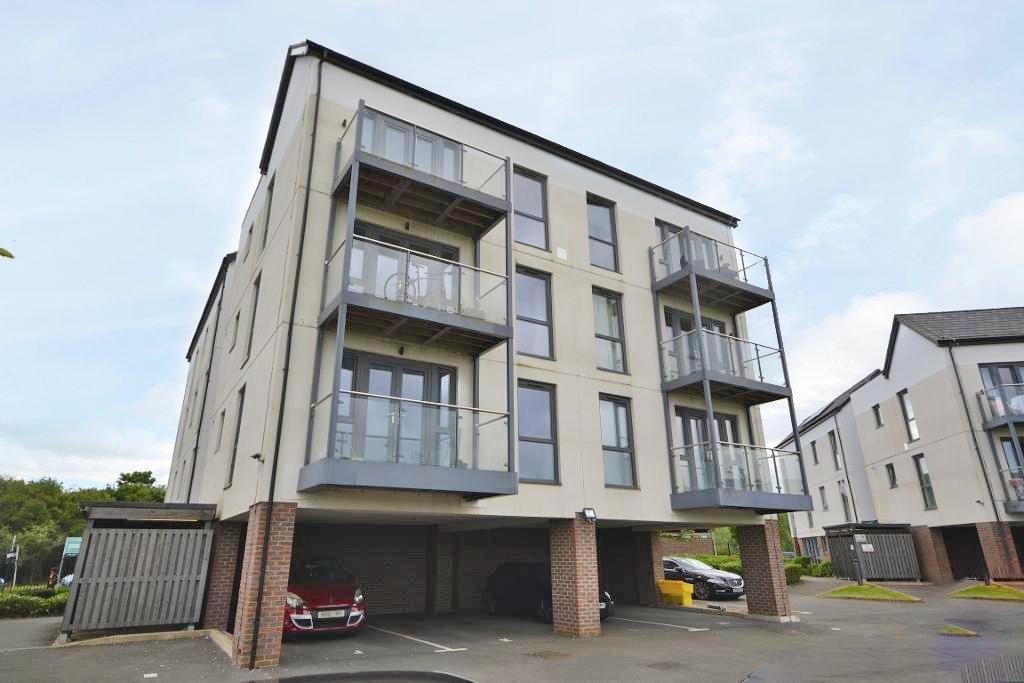 5 Larson Grove, Oakgrove, Milton Keynes, MK10 9TE