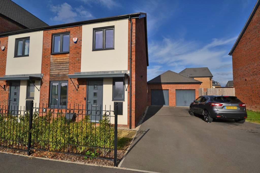 Bronte Avenue, Kingsmead, Milton Keynes, Buckinghamshire, MK4 4LQ