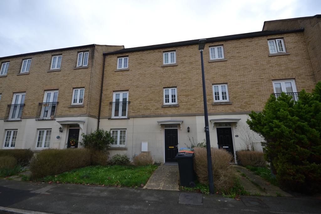 Harlow Crescent, Oxley Park, Milton Keynes, Buckinghamshire, MK4 4EL