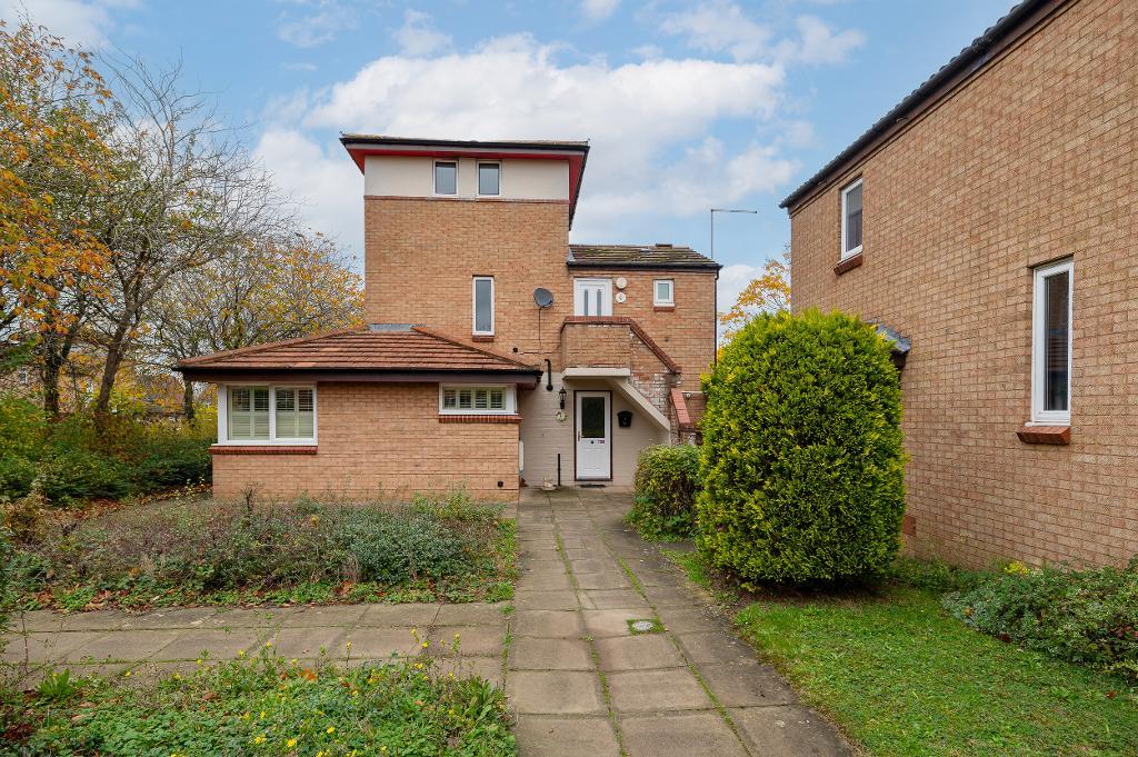 Capian Walk, Two Mile Ash, Milton Keynes, Buckinghamshire, MK8 8HH