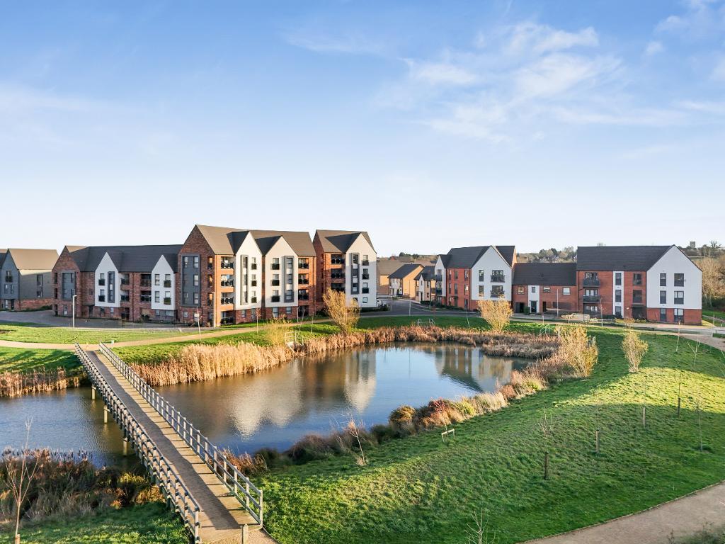 1  Bed Apartment Property to Rent in Milton Keynes, MK17 8WP