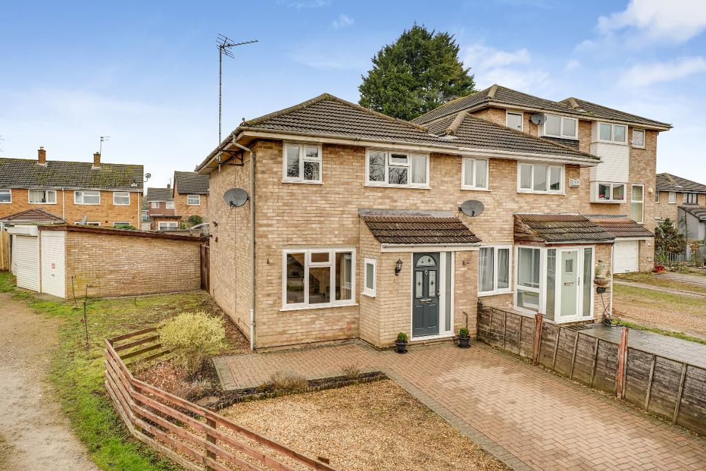 3  Bed End Terraced Property to Rent in Milton Keynes, MK3 6QA