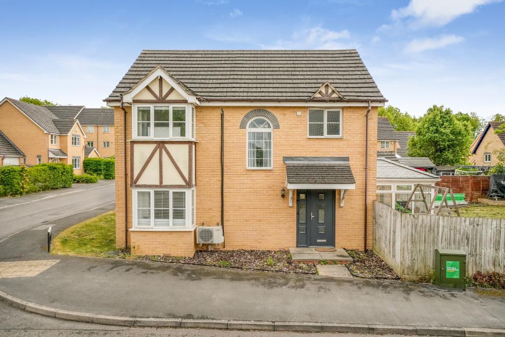 3  Bed Detached Property to Rent in Milton Keynes, MK13 0DT