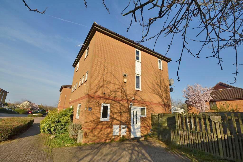 Calverleigh Crescent, Furzton, Milton Keynes, Buckinghamshire, MK4 1HT