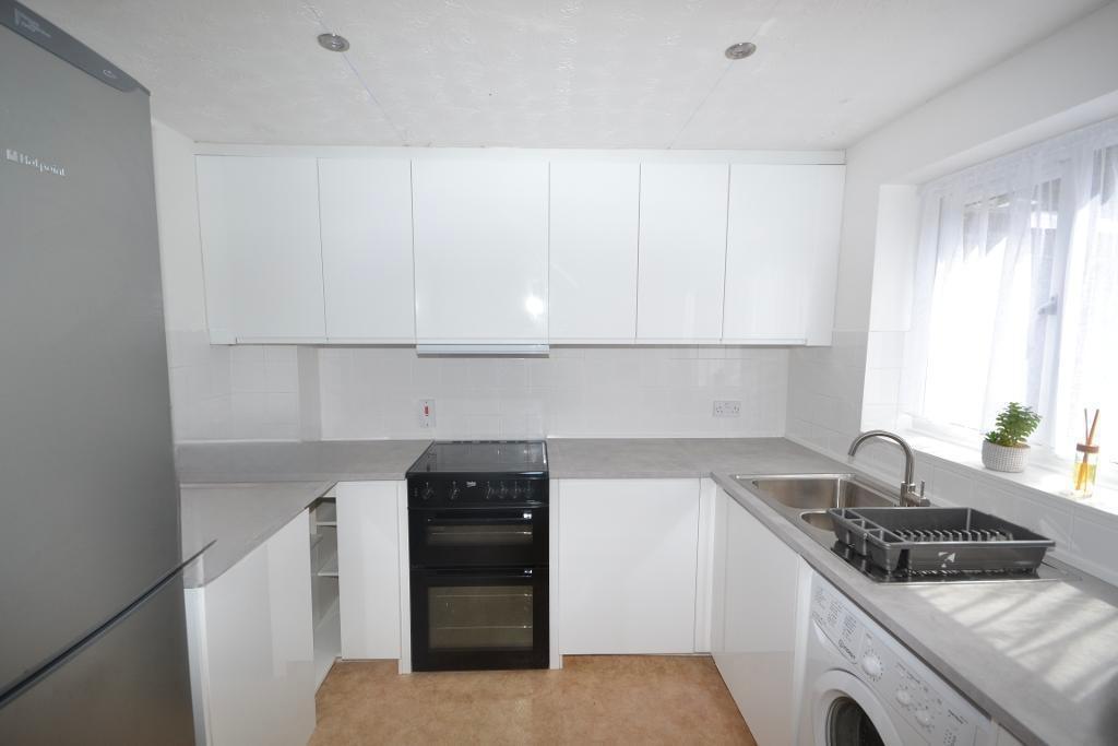 2 Bedroom End Terraced for Sale in Milton Keynes, MK4 2JG