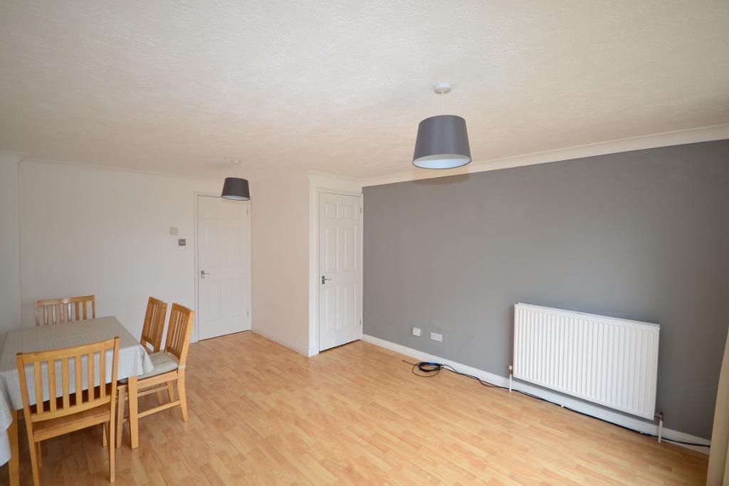 2 Bedroom Terraced for Sale in Milton Keynes, MK4 3AJ