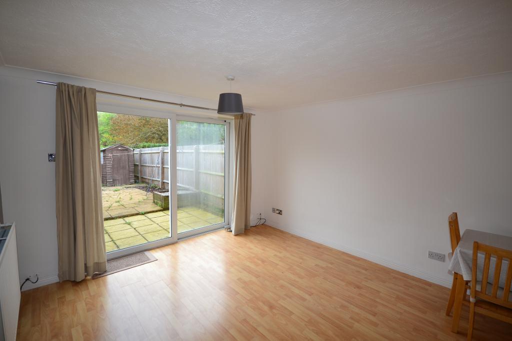 2 Bedroom Terraced for Sale in Milton Keynes, MK4 3AJ