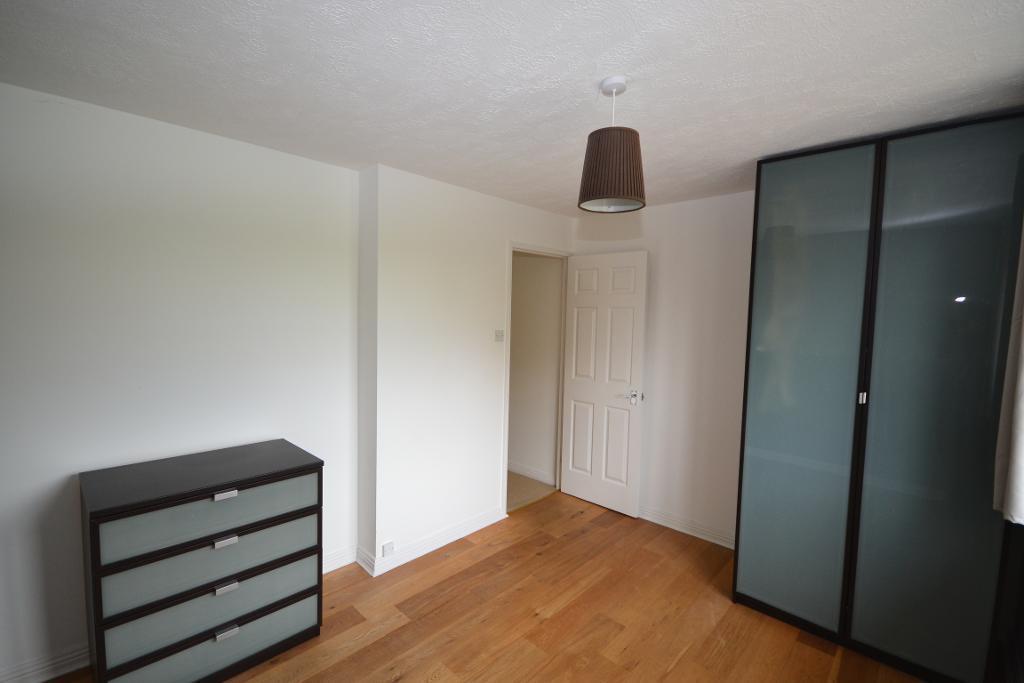 2 Bedroom Terraced for Sale in Milton Keynes, MK4 3AJ