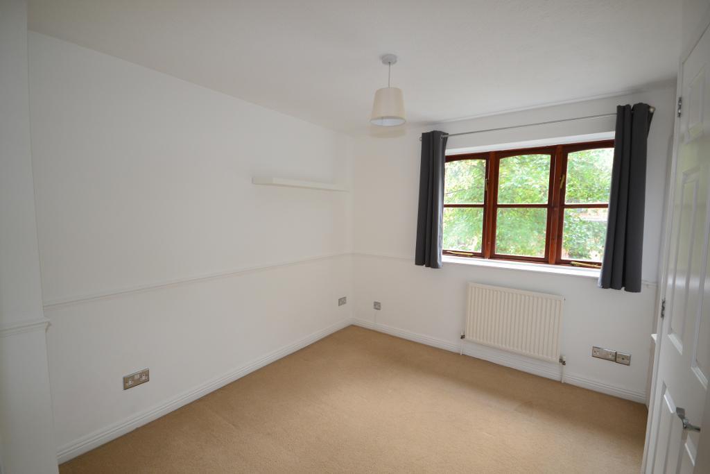 2 Bedroom Terraced for Sale in Milton Keynes, MK4 3AJ