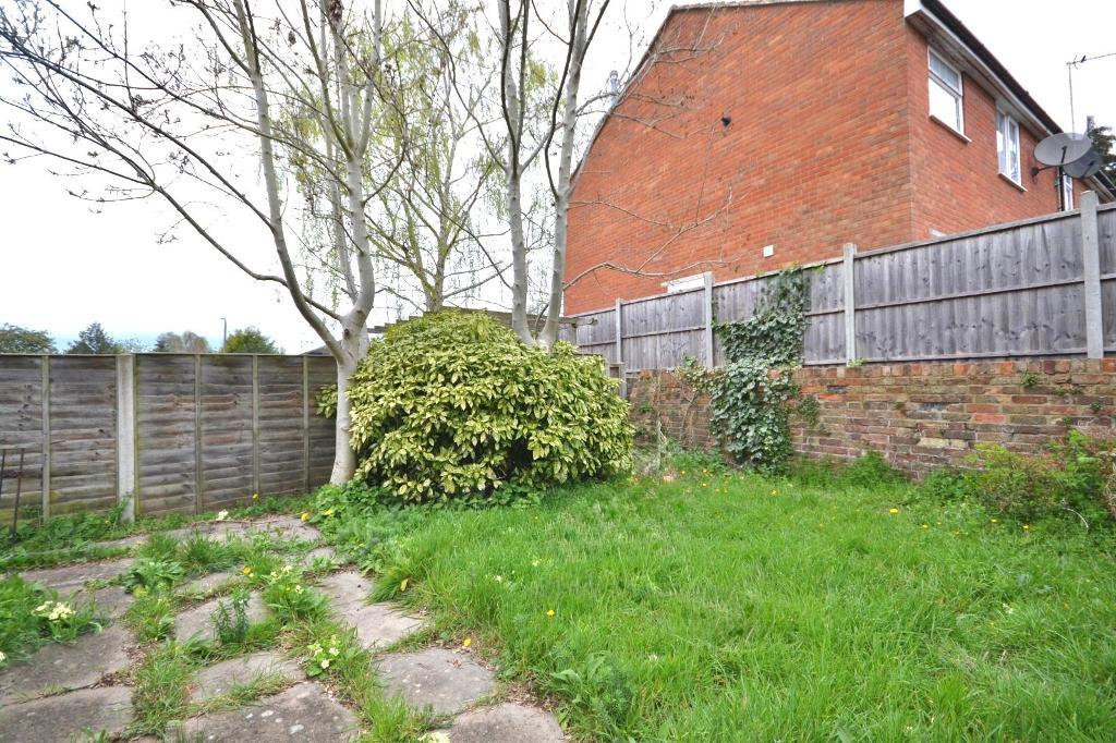 1 Bedroom Maisonette to Rent in Milton Keynes, MK2 2NF