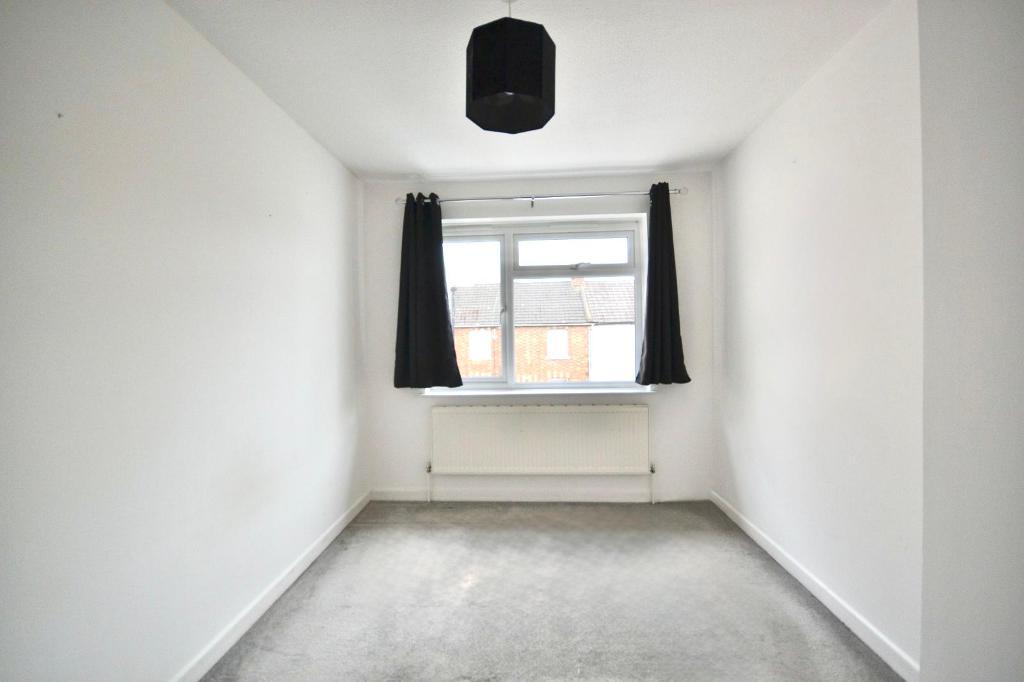 1 Bedroom Maisonette to Rent in Milton Keynes, MK2 2NF